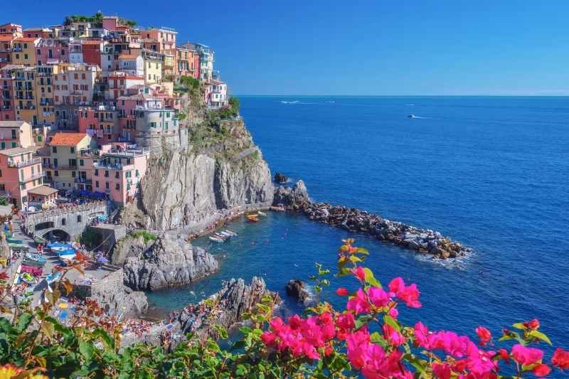 italy-cinque-terre-manarola