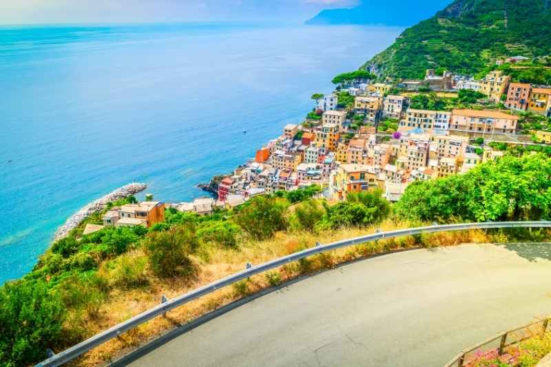italy-cinque-terre-riomaggiore