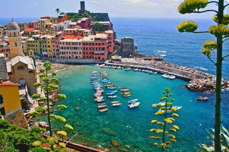 italy-cinque-terre-vernazza