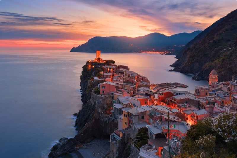italy-cinque-terre-vernazza